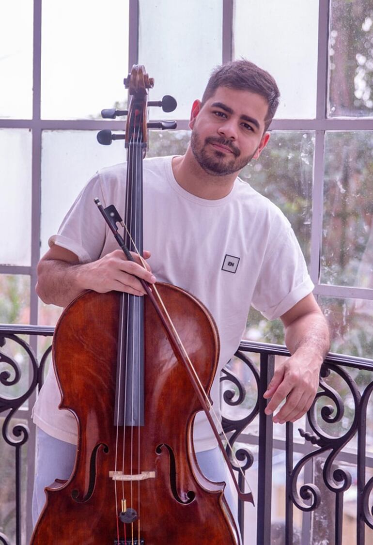 El violoncellista paraguayo Francisco Álvarez será solista junto a la Orquesta Sinfónica del Congreso Nacional.