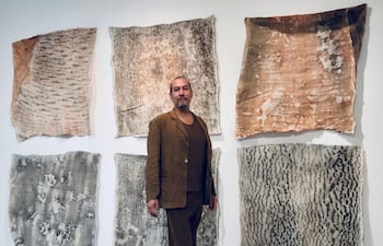Marcos Benítez durante una exposición en Buenos Aires. El artista paraguayo es uno de los invitados especiales de ArteCo 2026.