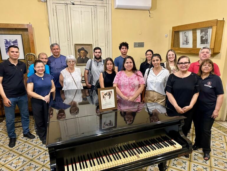 Visitantes en la Casa Bicentenario de la Música.