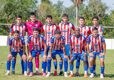 Equipo de Pastoreo FC, situado en la zona de clasificación a las semifinales del Nacional B de la UFI.