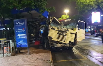 El percance ocurrió en plena zona céntrica, a metros de la zona primaria de Ciudad del Este.