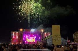 Miles de personas en la fiesta Bresh en Encarnación