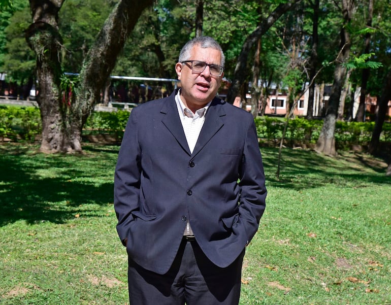 Entrevista a Jorge Gracia  Riart Especialista en Educación en la universidad Católica del barrio  Santa Librada