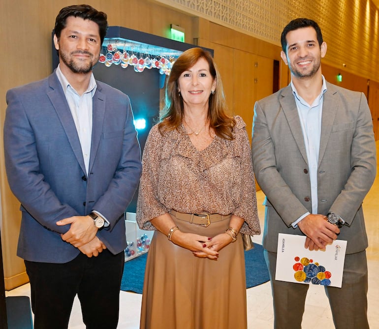 Brindis del Banco Familiar