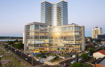 La magia de la Navidad llega a Costanera Shopping este sábado 30 de noviembre con el tradicional encendido de luces.