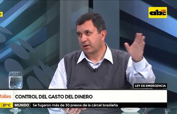 "Mazzoleni, un desastre en fortalecimiento del sistema sanitario"