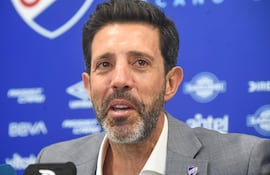 Jorge Bava, exentrenador de Cerro Porteño, debutó con triunfo como técnico del Nacional de Montevideo.