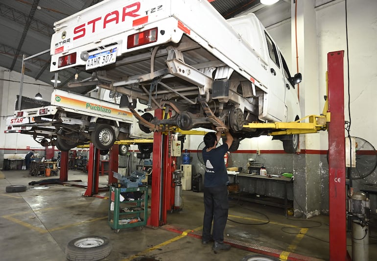 En el taller se realiza servicio de mantenimiento liviano. 