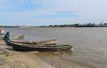 Río Paraguay en Puerto Antequera.