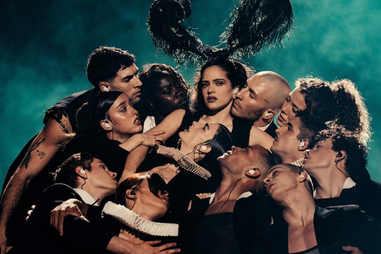 Fotografía facilitada por la organización del concierto de Rosalía este lunes en el Movistar Arena de Madrid.