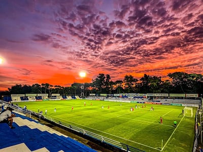 El estadio Luis Salinas del 12 de Octubre de Itauguá albergará el duelo entre Sportivo Trinidense y Cerro Porteño, por la duodécima ronda del torneo Clausura 2026.