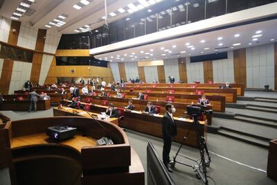 Sesión mixta - virtual y presencial - de la Cámara de Diputados.