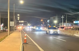 Este domingo se registró un intenso tráfico en el kilómetro 47 de la ruta PY02, en la compañía Pedrozo de Ypacaraí.