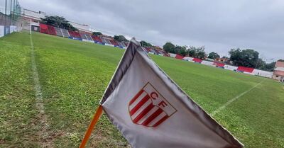 El estadio Juan Bautista Ruiz Díaz del club Capitán Figari de la ciudad de Lambaré.