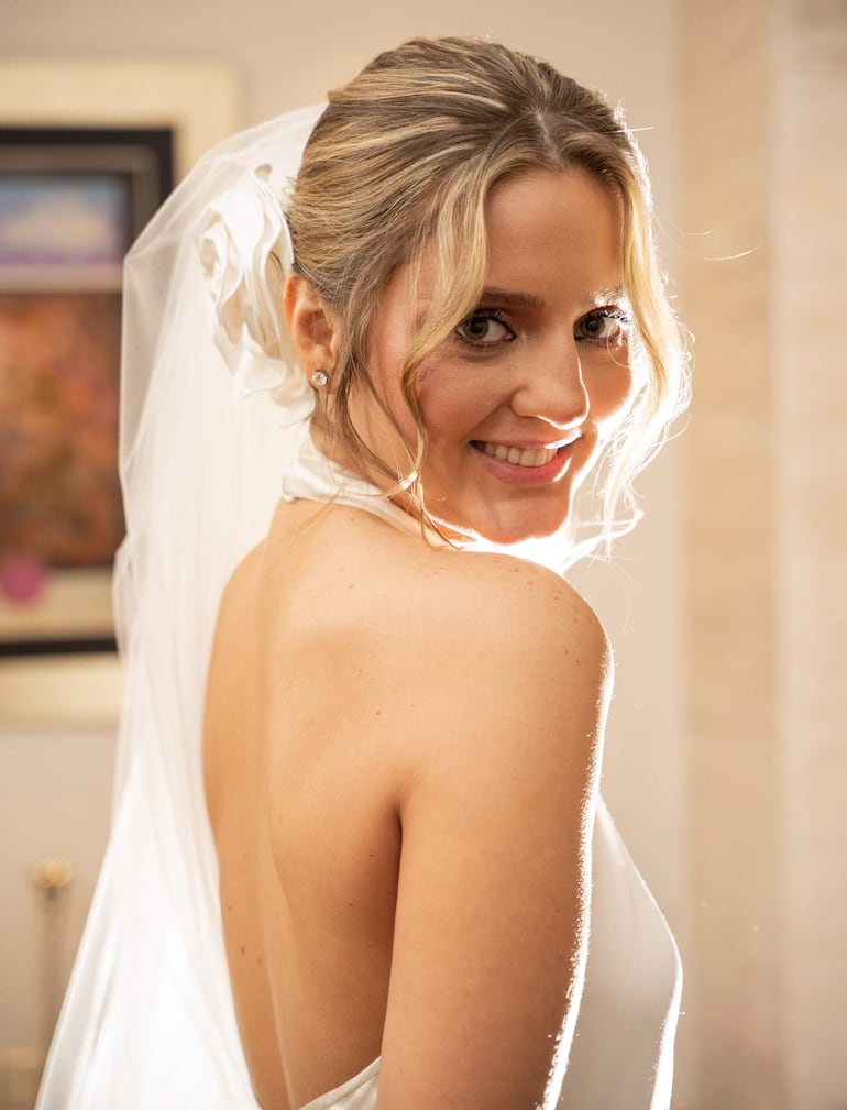 Radiante lució la novia.