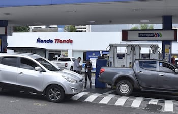 Petropar ha sido cuestionada en reiteradas ocasiones por el sector privado, que advierte sobre posibles distorsiones asociadas a decisiones de tiente político.