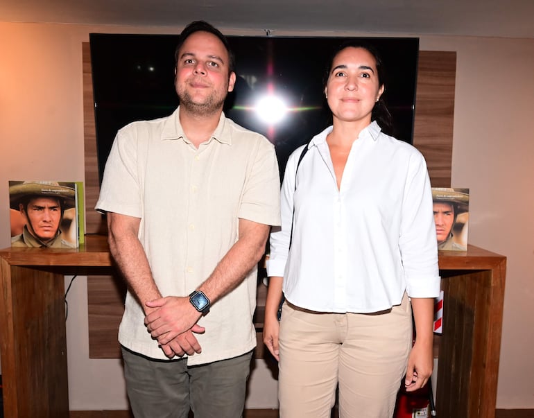 Marcio González y Schulamit Duarte.