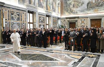 El papa León XIV denunció"la preocupante erosión" de las salas de cine y urgió a las instituciones a defender su "valor social", durante una audiencia en el Vaticano con estrellas como Cate Blanchett, Viggo Mortensen o Spike Lee.