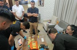 Agentes del Departamento de Crimen Organizado incautaron 22 kilos de oro en el aeropuerto Silvio Pettirossi