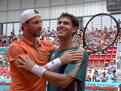 Adolfo Daniel Vallejo Álvarez (derecha) derrotó por segunda vez al búlgaro Grigor Dimitrov.