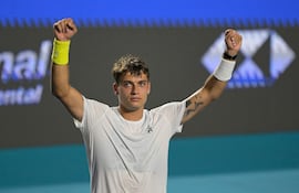 Flavio Cobilli denifirá el título de Acapulco contra Frances Tiafoe.