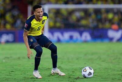 Byron Castillo, jugando para la selección de Ecuador durante el partido contra Bolivia por las Eliminatorias Sudamericanas al Mundial Qatar 2022.