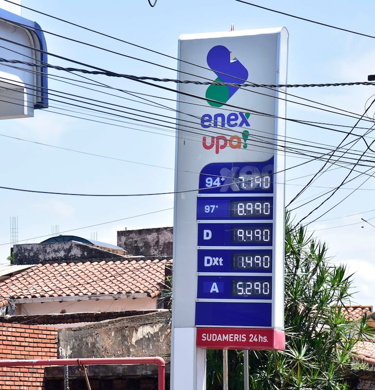 Foto a suba de Precio del Combustible en Tacuary y 2da Proyectada.