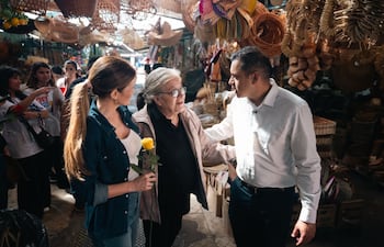 Soledad Núñez y Miguel Prieto recorrieron el Mercado 4.