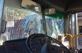 Choque entre colectivos deja a muchos pasajeros heridos en Villa Elisa