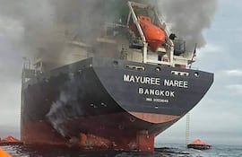 Uno de los buques atacados en el estrecho de Ormuz.