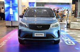 La GX3 PRO viene con un diseño exterior totalmente renovado e innovador, con un aspecto juvenil e imponente.