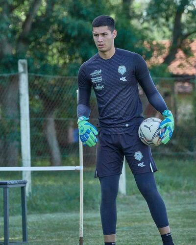 Aldo Sebastián Pérez Ramos (03/11/2000), portero surgido en Guaraní.