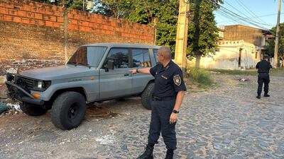 Camioneta que fue robada en el centro de Asunción fue encontrada en el barrio Pinozá.