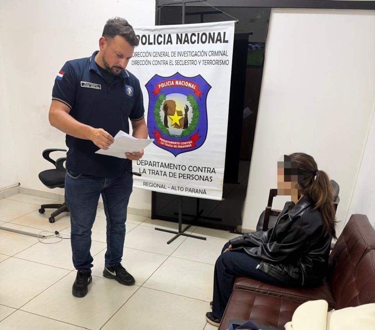 Rescatan a joven que una red de trata de personas pretendía llevar a Europa Rescatan a joven que una red de trata de personas pretendía llevar a Europa