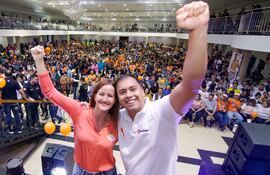 La exministra Soledad Núñez y el intendente de Ciudad del Este, Miguel Prieto.