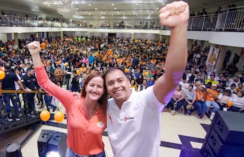 La exministra Soledad Núñez y el intendente de Ciudad del Este, Miguel Prieto.