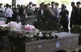 Reporteros sin Fronteras (RSF) ha presentado una denuncia por crímenes de guerra cometidos por el Ejército israelí contra medios de comunicación y periodistas en el ejercicio de su trabajo en Gaza, y también contra Hamás por asesinar a un periodista israelí que documentaba el ataque a un kibutz.