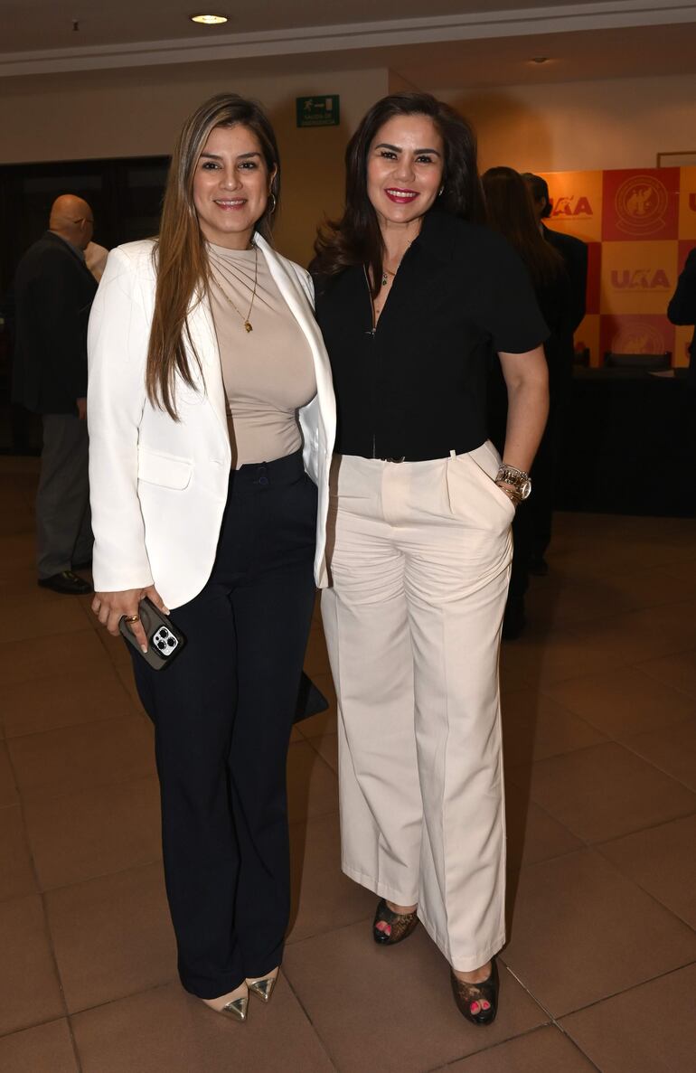 Mirtha Rodríguez y Carolina Cáceres.