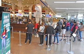 Entrevista con la UIA en la Central de la ANDE.