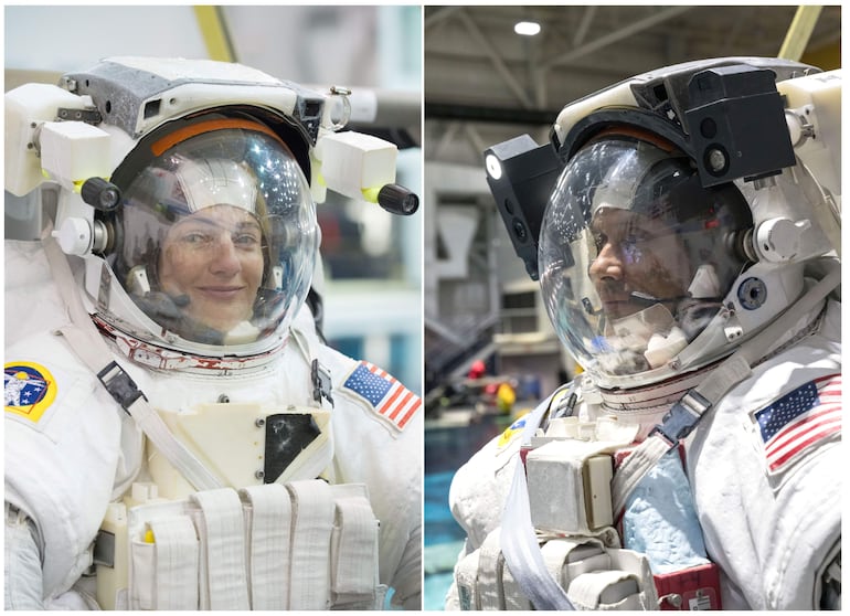 Composición de dos fotografías cedidas por la NASA donde aparecen los astronautas Jessica Meir y Anil Menon entrenando para una caminata espacial en el Laboratorio de Flotabilidad Neutra del Centro Espacial Johnson, en Houston, Texas (EE.UU.). 