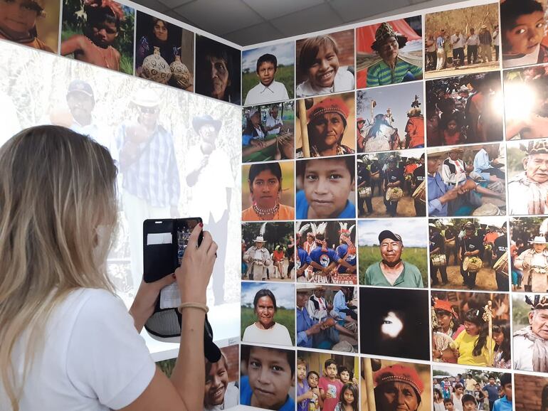 La feria será en el Centro de Interpretación del Gran Chaco Sudamericano. En la imagen una exposición fotográfica que se encuentra en el lugar.