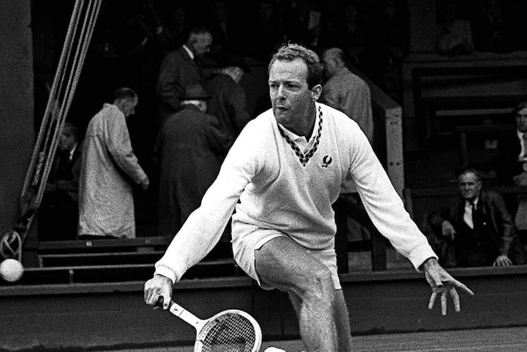 Fred Stolle, leyenda del tenis australiano y ganador de dos Grand Slam.
