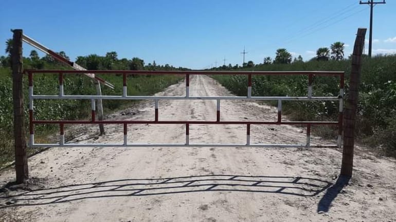 Los pobladores piden se vuelvan a implementar barreras en los tramos en temporadas de lluvia. 