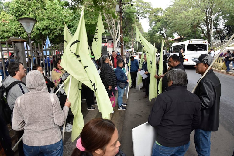 Docentes Presentan Inconstitucionalidad