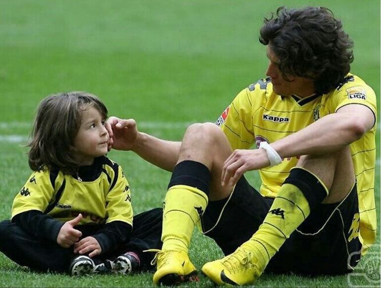 ¡Tierna postal! Nelson Haedo Valdez con Samuel pequeñito, hace varios años. (Instagram/Nelson Haedo Valdez)