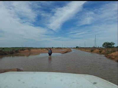 Ruta Yabebyry - Laureles inundadas por agua de lluvias.