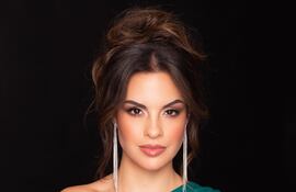 Miss Universo Paraguay 2023, Elicena Andrada Orrego, en una imagen captada por Alejandro Benítez. (Instagram/Elicena Andrada Orrego)