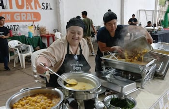 Durante la primera edición del vorí vorí ára de Itauguá, los comensales tuvieron varias opciones, el vorí vorí jukysy, el vorí vorí ryguasú casero, el vorí vorí so'ó, y otros platos como tallarines, y postres.