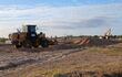 La concejal municipal Maida Fernández(ANR) denunciara una supuesta extracción irregular de arena del muro de defensa costera para ser reutilizada en trabajos de alcantarillado y desagüe pluvial.