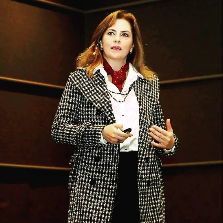 Vanessa Cubas Díaz, gerente de Prestaciones Económicas del IPS.